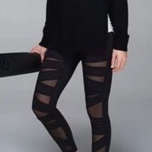 Lululemon size 2